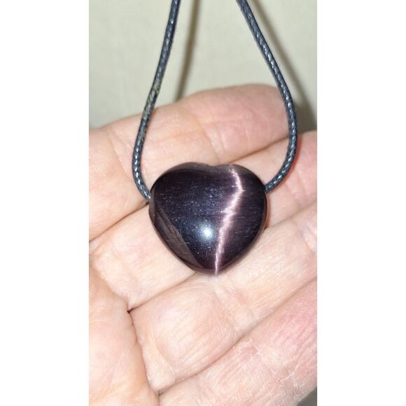 Amethyst Colored Heart Stone Pendant Necklace Bohemian Romantic Hand Crafted - Picture 3 of 10